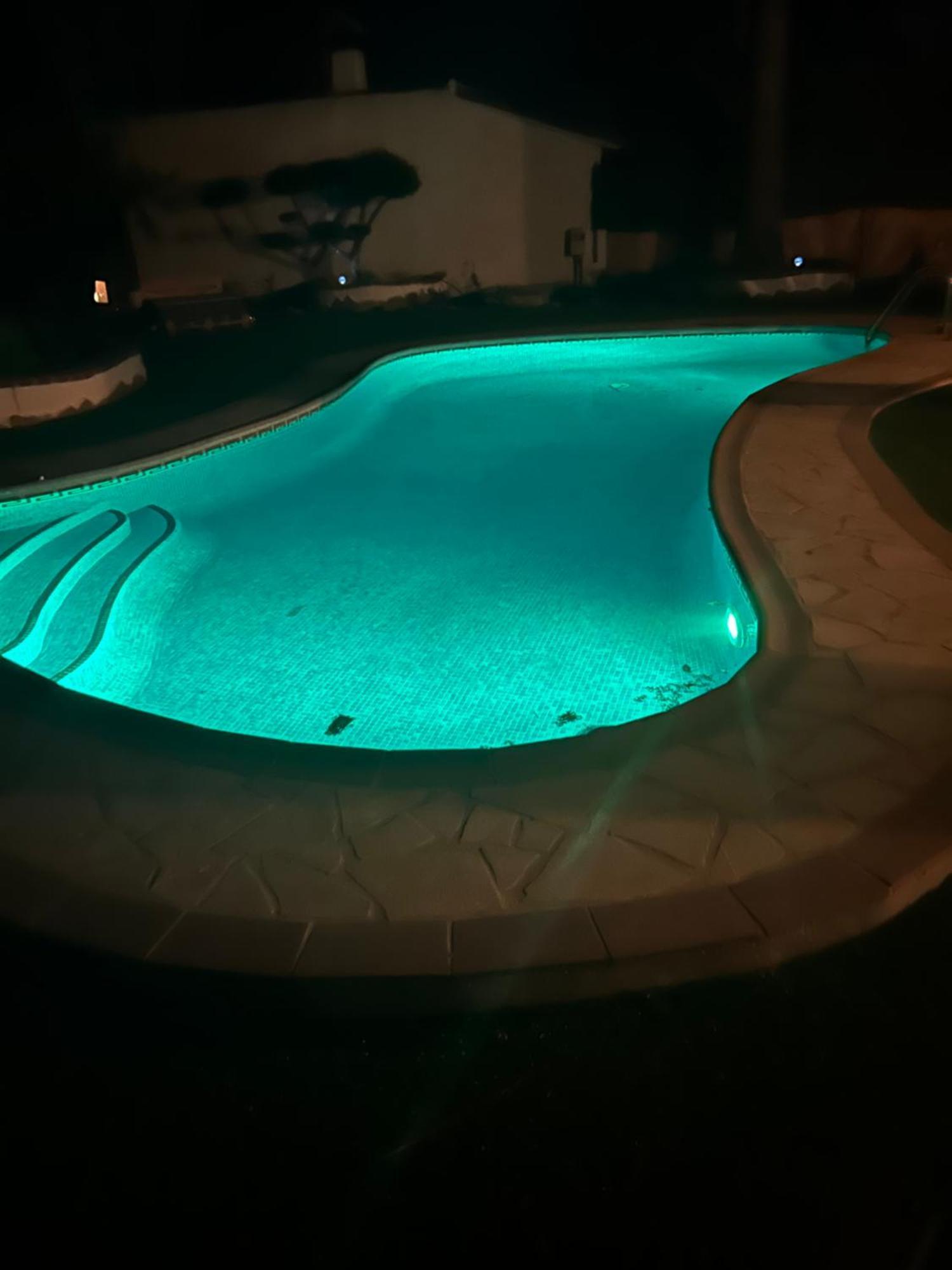 Shays Superb Gorgeous Private Pool, Coin, Malaga, Spain Villa